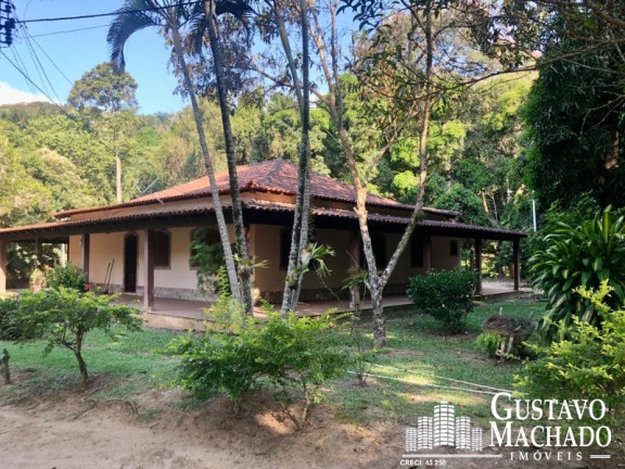 Imóvel com 4 Quartos à Venda,  em Varjão - Piraí