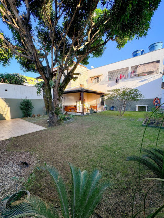 Imagem Casa com 3 Quartos à Venda, 245 m² em Nova Carapina I - Serra