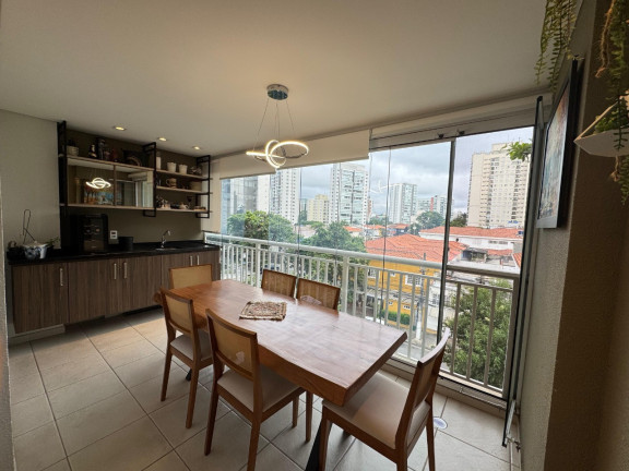 Imóvel com 2 Quartos à Venda, 60 m² em Campo Belo - São Paulo