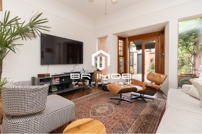 Imagem Casa com 4 Quartos à Venda, 300 m² em Moema - São Paulo Imagem Casa com 4 Quartos à Venda, 300 m² em Moema - São Paulo