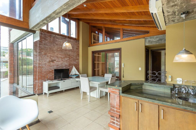 Imagem Casa de Condomínio com 3 Quartos à Venda, 199 m² em Vila Assunção - Porto Alegre Imagem Casa de Condomínio com 3 Quartos à Venda, 199 m² em Vila Assunção - Porto Alegre