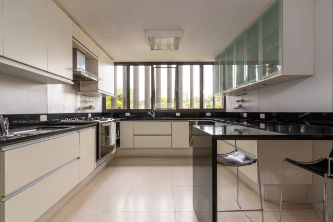 Imagem Casa com 4 Quartos para Alugar, 885 m² em Pacaembu - São Paulo