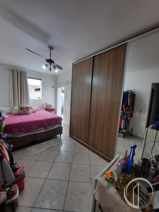 Imagem Casa com 4 Quartos à Venda, 180 m² em Boqueirão - Santos Imagem Casa com 4 Quartos à Venda, 180 m² em Boqueirão - Santos