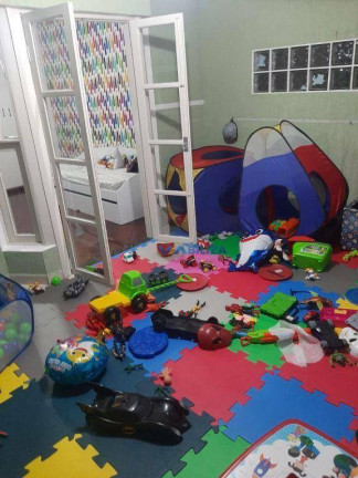 Imagem Sobrado com 4 Quartos à Venda ou Locação, 240 m² em Vila Rosália - Guarulhos
