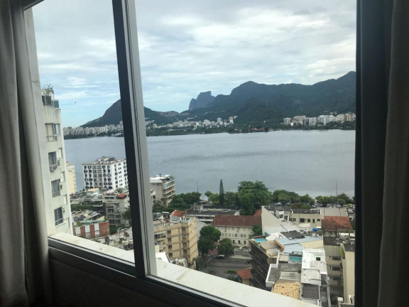 Imagem Apartamento com 3 Quartos à Venda, 184 m² em Lagoa - Rio De Janeiro Imagem Apartamento com 3 Quartos à Venda, 184 m² em Lagoa - Rio De Janeiro