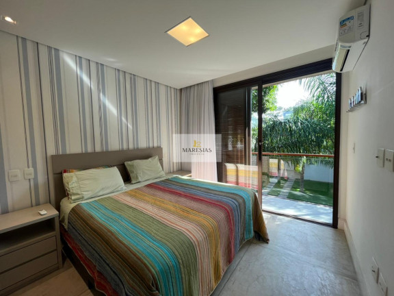Imagem Casa com 4 Quartos à Venda, 325 m² em Maresias - São Sebastião Imagem Casa com 4 Quartos à Venda, 325 m² em Maresias - São Sebastião