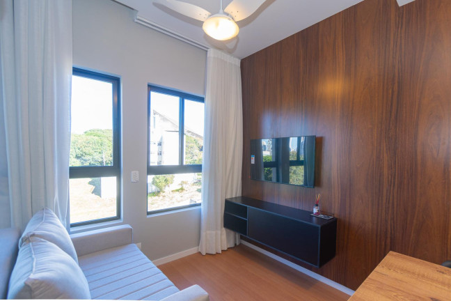 Imagem Apartamento com 1 Quarto para Alugar, 42 m² em Cabral - Curitiba