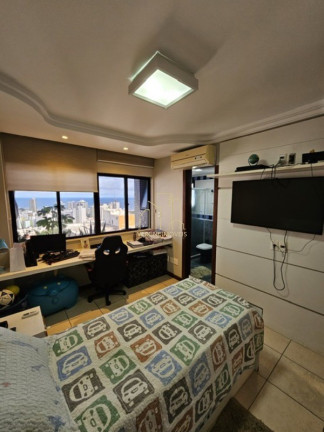 Imagem Imóvel com 4 Quartos à Venda, 205 m² em Pituba - Salvador Imagem Imóvel com 4 Quartos à Venda, 205 m² em Pituba - Salvador