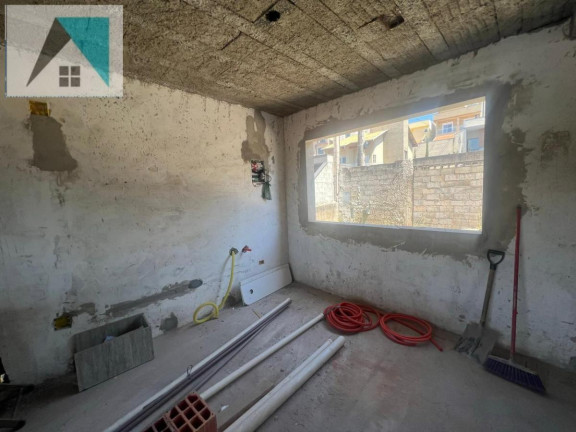 Imagem Casa com 5 Quartos à Venda, 250 m² em Portais (polvilho) - Cajamar