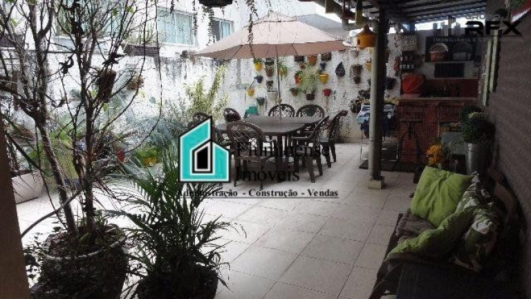 Imagem Apartamento com 3 Quartos à Venda, 218 m² em Icaraí - Niterói Imagem Apartamento com 3 Quartos à Venda, 218 m² em Icaraí - Niterói