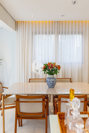 Imagem Apartamento com 4 Quartos à Venda, 197 m² em Jardim Europa - São Paulo