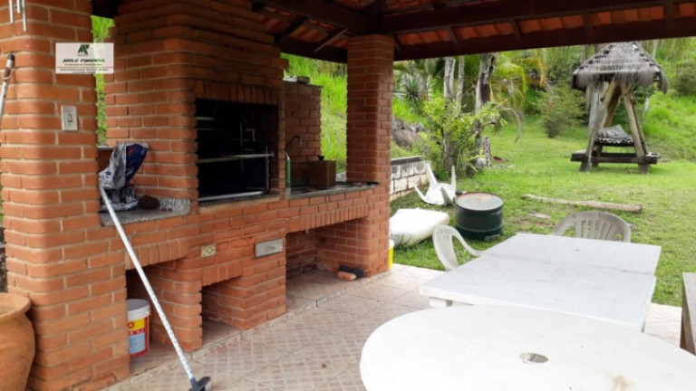 Imagem Chácara com 4 Quartos à Venda, 8.000 m² em Caetê - São Roque Imagem Chácara com 4 Quartos à Venda, 8.000 m² em Caetê - São Roque