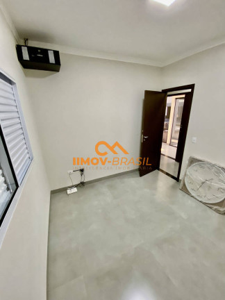 Imagem Casa com 3 Quartos à Venda, 250 m² em Leblon - Campo Grande Imagem Casa com 3 Quartos à Venda, 250 m² em Leblon - Campo Grande