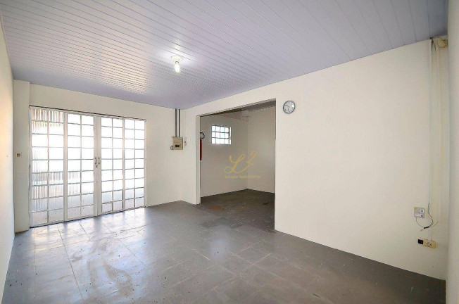 Imagem Casa com 1 Quarto à Venda, 172 m² em Cristo Rei - Curitiba Imagem Casa com 1 Quarto à Venda, 172 m² em Cristo Rei - Curitiba