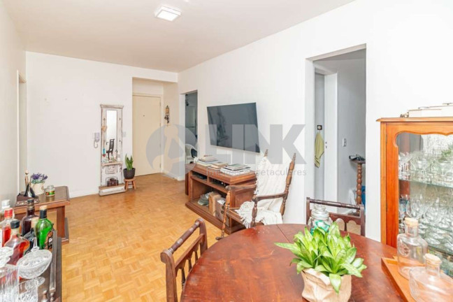 Imagem Apartamento com 2 Quartos à Venda, 72 m² em Menino Deus - Porto Alegre
