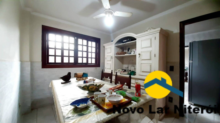 Imagem Casa com 5 Quartos à Venda, 437 m² em Camboinhas - Niterói Imagem Casa com 5 Quartos à Venda, 437 m² em Camboinhas - Niterói