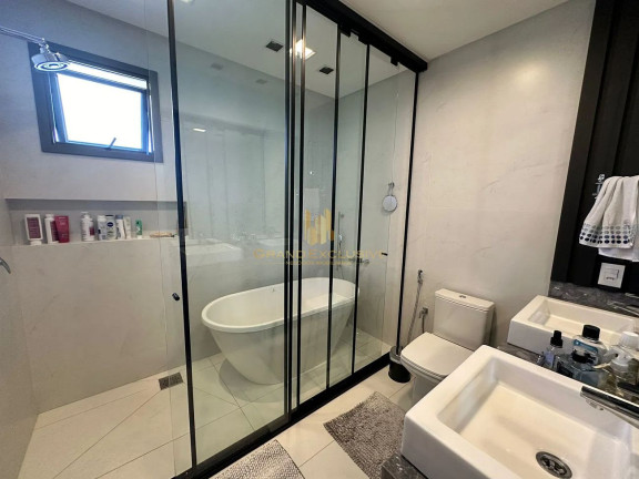 Imagem Apartamento com 4 Quartos à Venda, 167 m² em Centro - Balneário Camboriú Imagem Apartamento com 4 Quartos à Venda, 167 m² em Centro - Balneário Camboriú