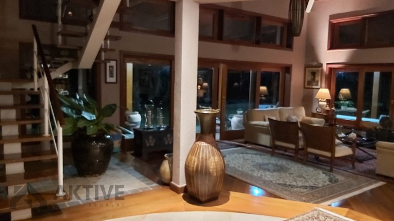 Imagem Casa de Condomínio com 3 Quartos à Venda, 450 m² em Aldeia Da Serra - Barueri Imagem Casa de Condomínio com 3 Quartos à Venda, 450 m² em Aldeia Da Serra - Barueri