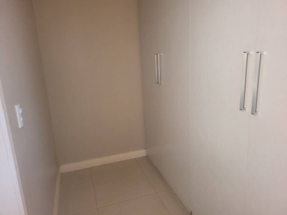 Imagem Imóvel com 3 Quartos à Venda, 1.280.000 m² em São Paulo - Jundiaí Imagem Imóvel com 3 Quartos à Venda, 1.280.000 m² em São Paulo - Jundiaí