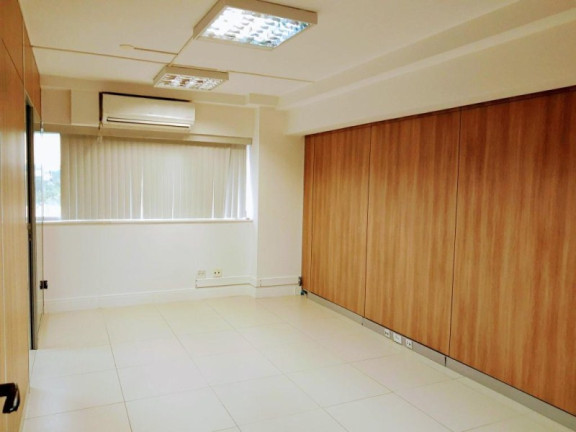 Imagem Imóvel para Alugar, 220 m² em Granja Dos Cavaleiros - Macaé Imagem Imóvel para Alugar, 220 m² em Granja Dos Cavaleiros - Macaé