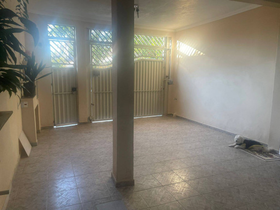 Imagem Casa com 6 Quartos à Venda, 150 m² em Taboão - Diadema