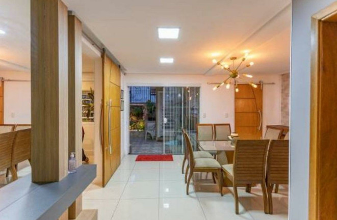 Imagem Casa com 4 Quartos à Venda, 197 m² em Barra Funda - São Paulo Imagem Casa com 4 Quartos à Venda, 197 m² em Barra Funda - São Paulo