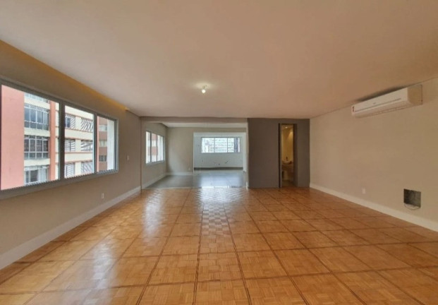 Imagem Imóvel com 3 Quartos à Venda, 360 m² em Bela Vista - São Paulo Imagem Imóvel com 3 Quartos à Venda, 360 m² em Bela Vista - São Paulo