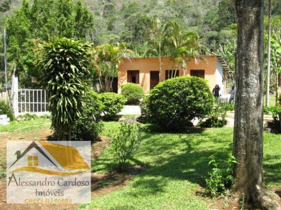 Imagem Chácara com 8 Quartos à Venda, 500 m² em Riograndina - Nova Friburgo Imagem Chácara com 8 Quartos à Venda, 500 m² em Riograndina - Nova Friburgo