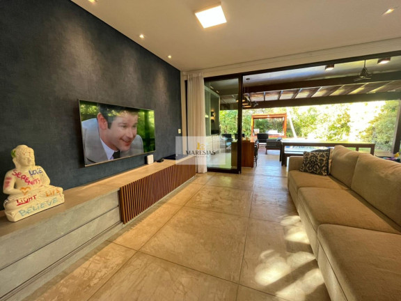 Imagem Casa com 4 Quartos à Venda, 325 m² em Maresias - São Sebastião Imagem Casa com 4 Quartos à Venda, 325 m² em Maresias - São Sebastião