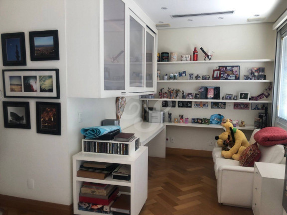 Imagem Casa de Condomínio com 4 Quartos à Venda, 750 m² em Alphaville - Barueri Imagem Casa de Condomínio com 4 Quartos à Venda, 750 m² em Alphaville - Barueri