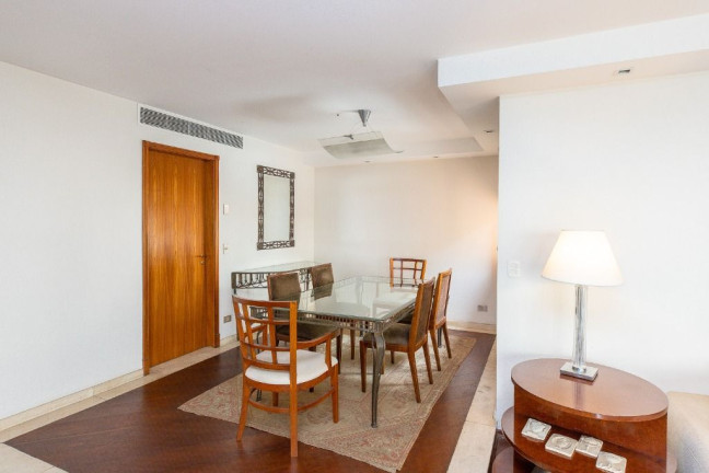 Imagem Apartamento com 4 Quartos à Venda, 220 m² em Moema - São Paulo