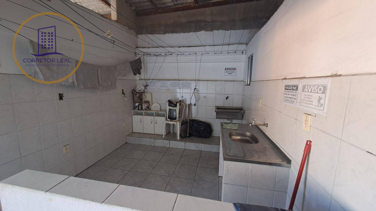 Imagem Kitnet com 14 Quartos à Venda, 360 m² em Itapuã - Vila Velha