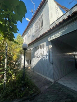 Imagem Casa com 3 Quartos à Venda, 188 m² em Brisamar - Vila Velha Imagem Casa com 3 Quartos à Venda, 188 m² em Brisamar - Vila Velha