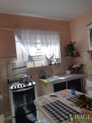 Imagem Casa com 3 Quartos à Venda, em Centro - Jacareí Imagem Casa com 3 Quartos à Venda, em Centro - Jacareí