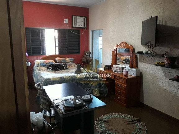 Imagem Casa com 4 Quartos à Venda, 240 m² em Cpa I - Cuiabá