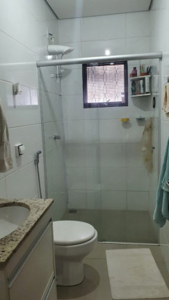 Imagem Casa com 2 Quartos à Venda, 275 m² em Vila Souto - Bauru Imagem Casa com 2 Quartos à Venda, 275 m² em Vila Souto - Bauru