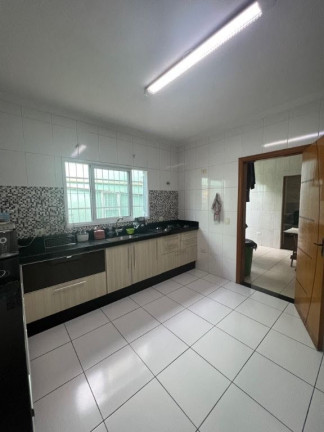 Imagem Sobrado com 4 Quartos à Venda, 238 m² em Vila Augusta - Guarulhos