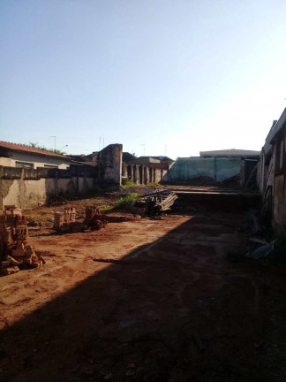 Imagem Terreno à Venda, 787 m² em Centro - Pirassununga