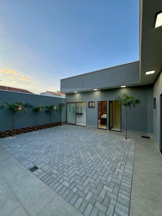 Imagem Casa com 3 Quartos à Venda, 200 m² em Parque Das Flores - Goiânia