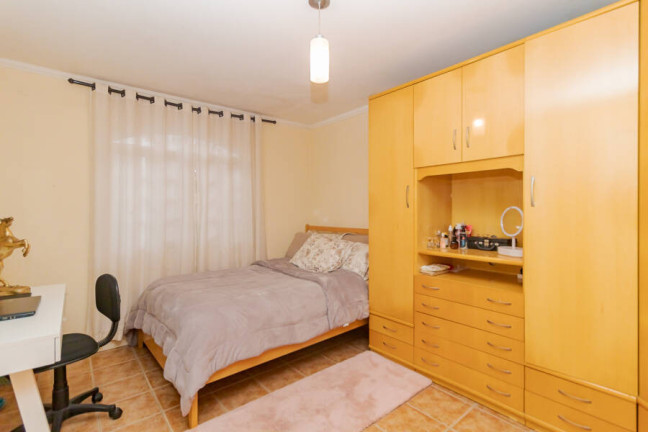 Imagem Casa com 3 Quartos à Venda, 140 m² em Guaíra - Curitiba Imagem Casa com 3 Quartos à Venda, 140 m² em Guaíra - Curitiba