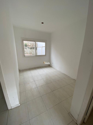 Imagem Casa com 3 Quartos à Venda, 124 m² em Guaruja - Porto Alegre Imagem Casa com 3 Quartos à Venda, 124 m² em Guaruja - Porto Alegre