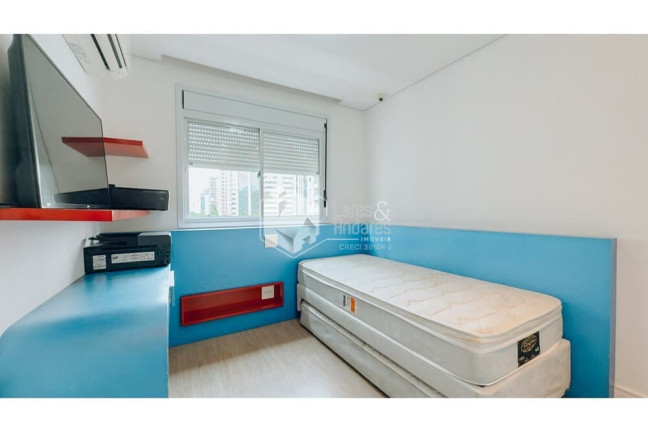 Apartamento com 3 Quartos à Venda, 143 m² em Moema - São Paulo