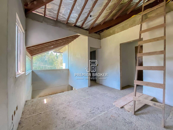 Imagem Casa com 3 Quartos à Venda, 430 m² em Albuquerque - Teresópolis Imagem Casa com 3 Quartos à Venda, 430 m² em Albuquerque - Teresópolis