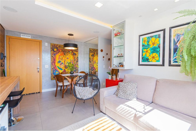 Imagem Apartamento com 2 Quartos à Venda, 56 m² em Menino Deus - Porto Alegre Imagem Apartamento com 2 Quartos à Venda, 56 m² em Menino Deus - Porto Alegre