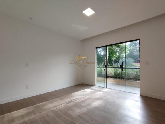 Imagem Casa com 4 Quartos à Venda, 192 m² em Vargem Grande - Teresópolis Imagem Casa com 4 Quartos à Venda, 192 m² em Vargem Grande - Teresópolis