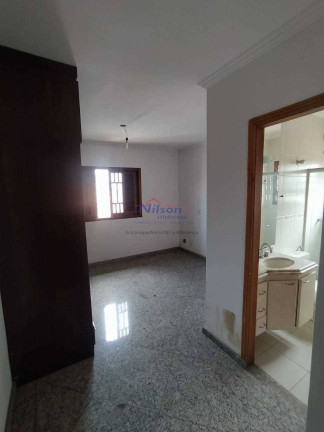 Imagem Casa com 3 Quartos à Venda, em Vila Galvão - Guarulhos Imagem Casa com 3 Quartos à Venda, em Vila Galvão - Guarulhos
