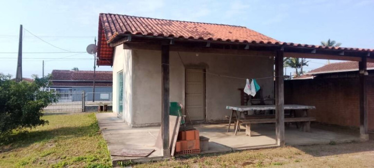Imagem Casa com 2 Quartos à Venda, 56 m² em Salinas - Balneário Barra Do Sul Imagem Casa com 2 Quartos à Venda, 56 m² em Salinas - Balneário Barra Do Sul