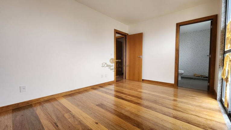 Imagem Apartamento com 3 Quartos à Venda, 101 m² em Alto - Teresópolis Imagem Apartamento com 3 Quartos à Venda, 101 m² em Alto - Teresópolis