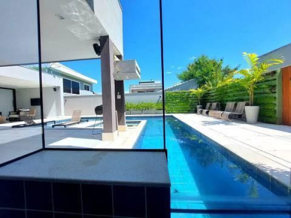 Imagem Casa de Condomínio com 5 Quartos à Venda, 900 m² em Barra Da Tijuca - Rio De Janeiro Imagem Casa de Condomínio com 5 Quartos à Venda, 900 m² em Barra Da Tijuca - Rio De Janeiro