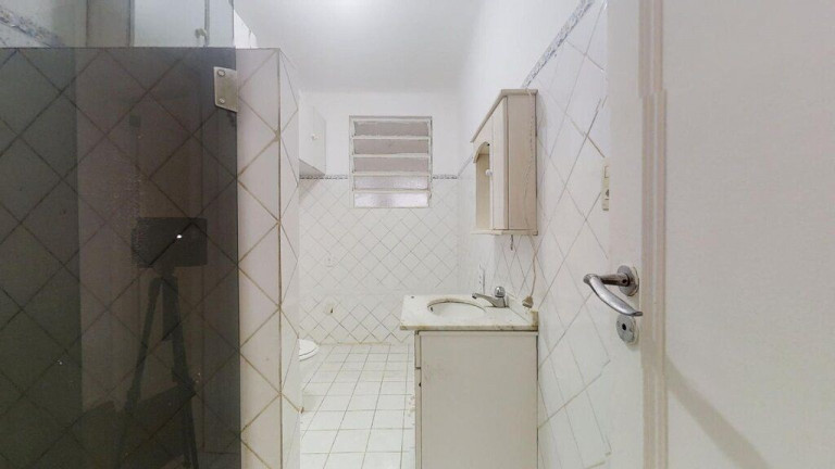 Imagem Imóvel com 2 Quartos à Venda, em Copacabana - Rio De Janeiro Imagem Imóvel com 2 Quartos à Venda, em Copacabana - Rio De Janeiro